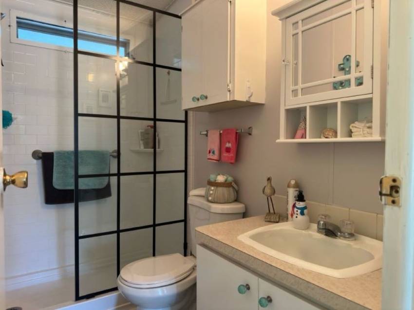 1056 Eagle Drive a Winter Haven, FL Mobile or Manufactured Home for Sale